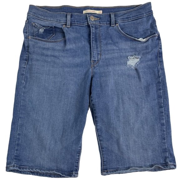 Levi's Women's Bermuda Jean Shorts Medium Wash 30 12" Inseam Blue Denim Cotton - Picture 1 of 8
